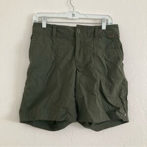 REI Nylon Hiking Shorts Forest Green Exercise Outdoors Granola Gorpcore Size 6